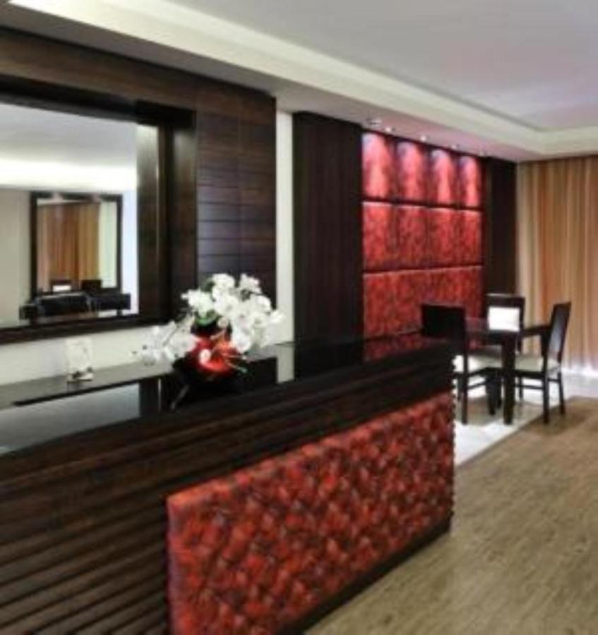 Hollywood Inn Boutique Hotel Jounieh Buitenkant foto