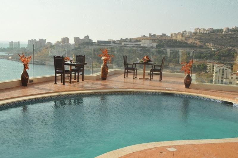 Hollywood Inn Boutique Hotel Jounieh Buitenkant foto