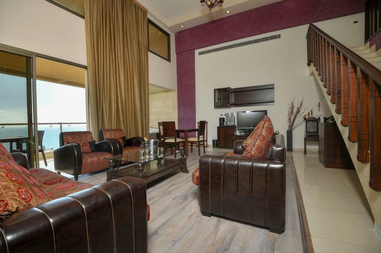 Hollywood Inn Boutique Hotel Jounieh Buitenkant foto