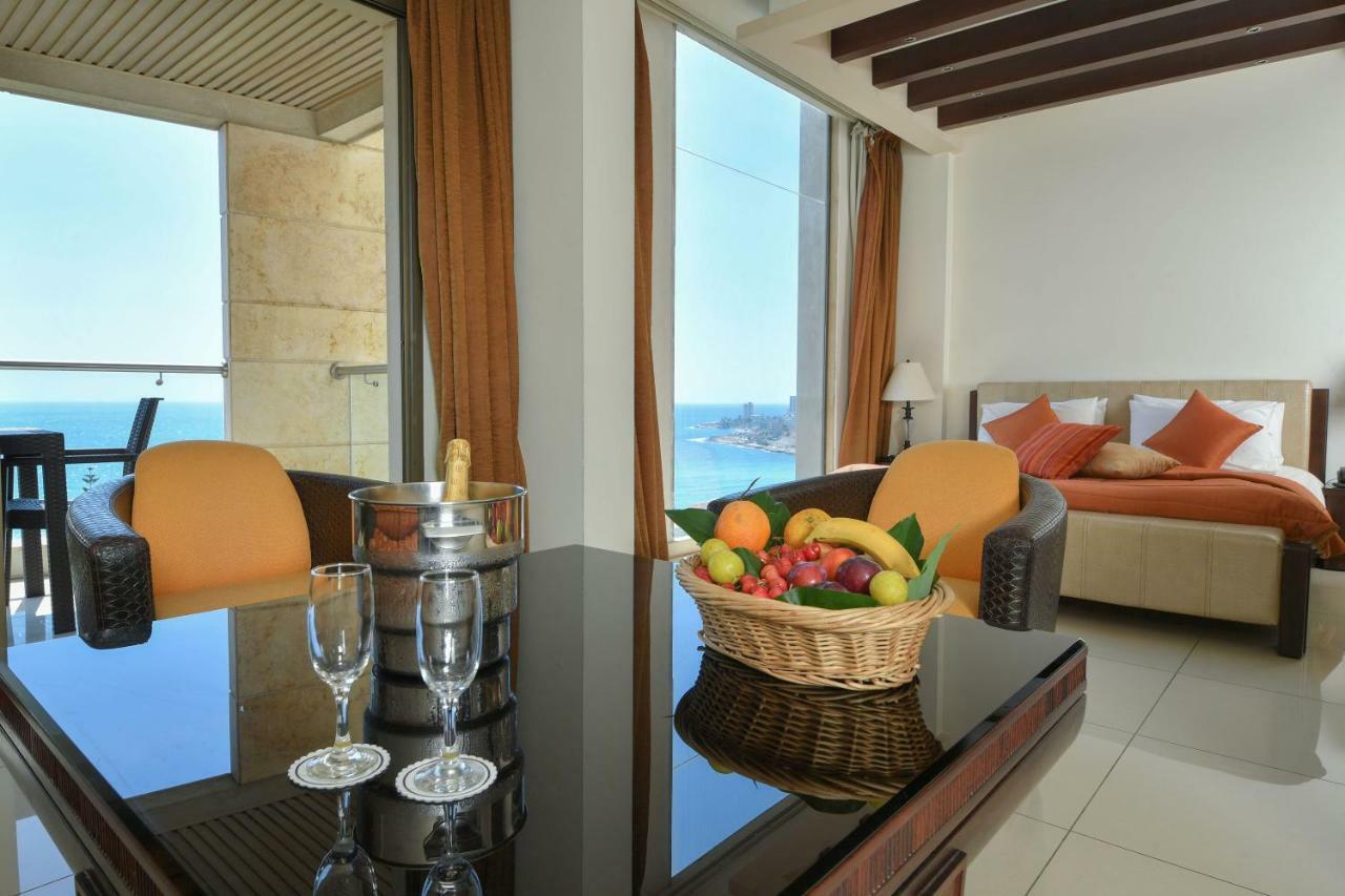 Hollywood Inn Boutique Hotel Jounieh Buitenkant foto