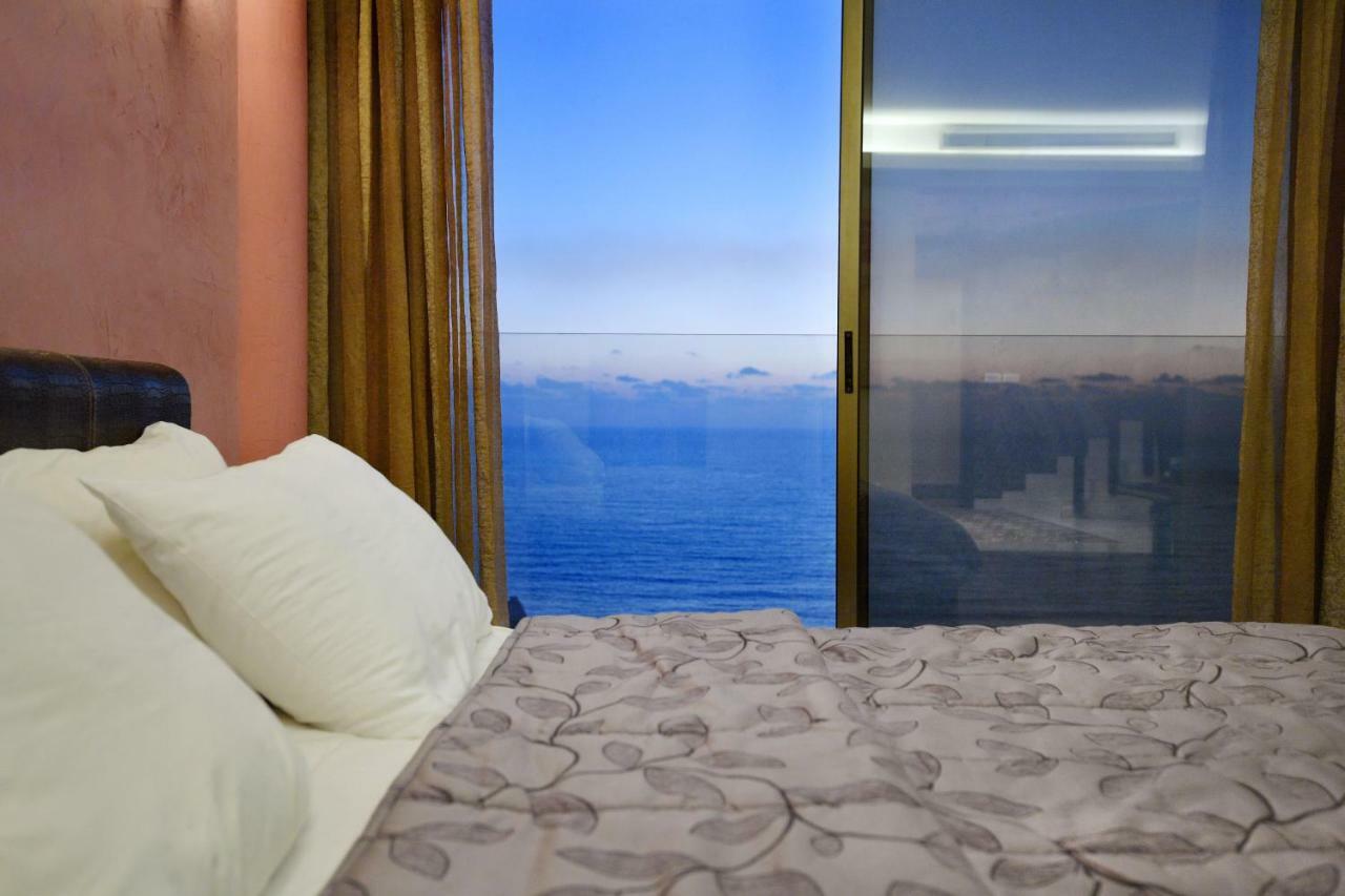 Hollywood Inn Boutique Hotel Jounieh Buitenkant foto