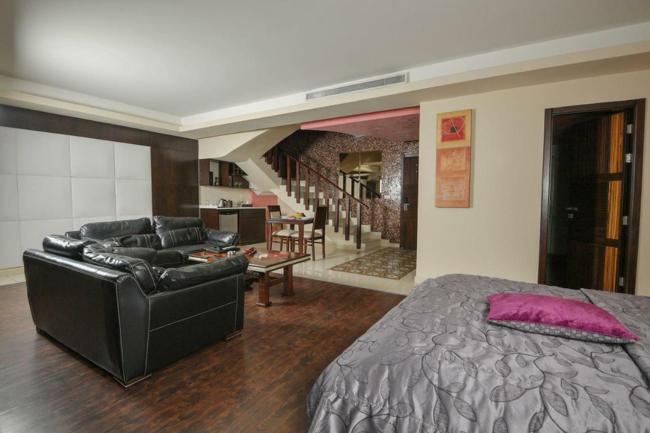 Hollywood Inn Boutique Hotel Jounieh Buitenkant foto