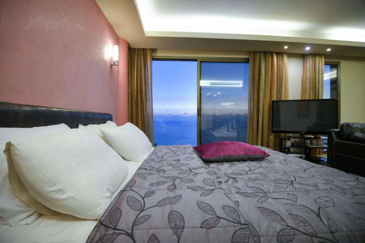 Hollywood Inn Boutique Hotel Jounieh Buitenkant foto
