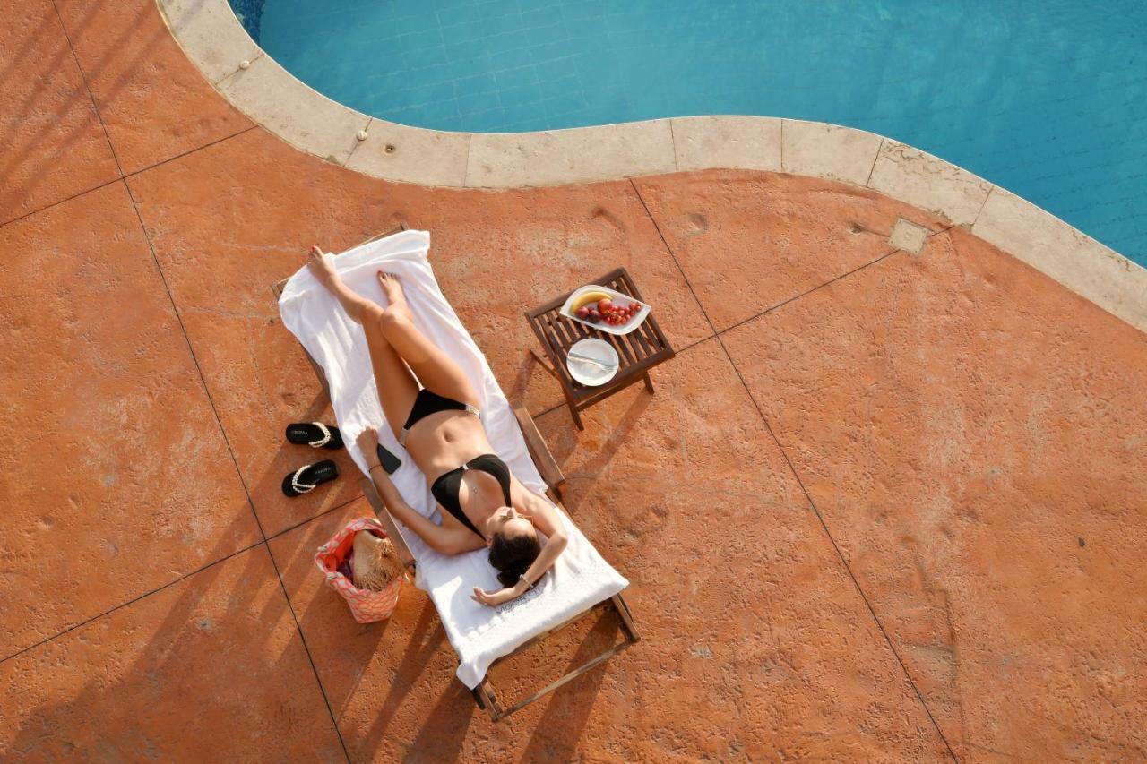Hollywood Inn Boutique Hotel Jounieh Buitenkant foto