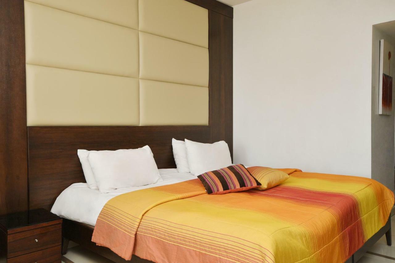 Hollywood Inn Boutique Hotel Jounieh Buitenkant foto